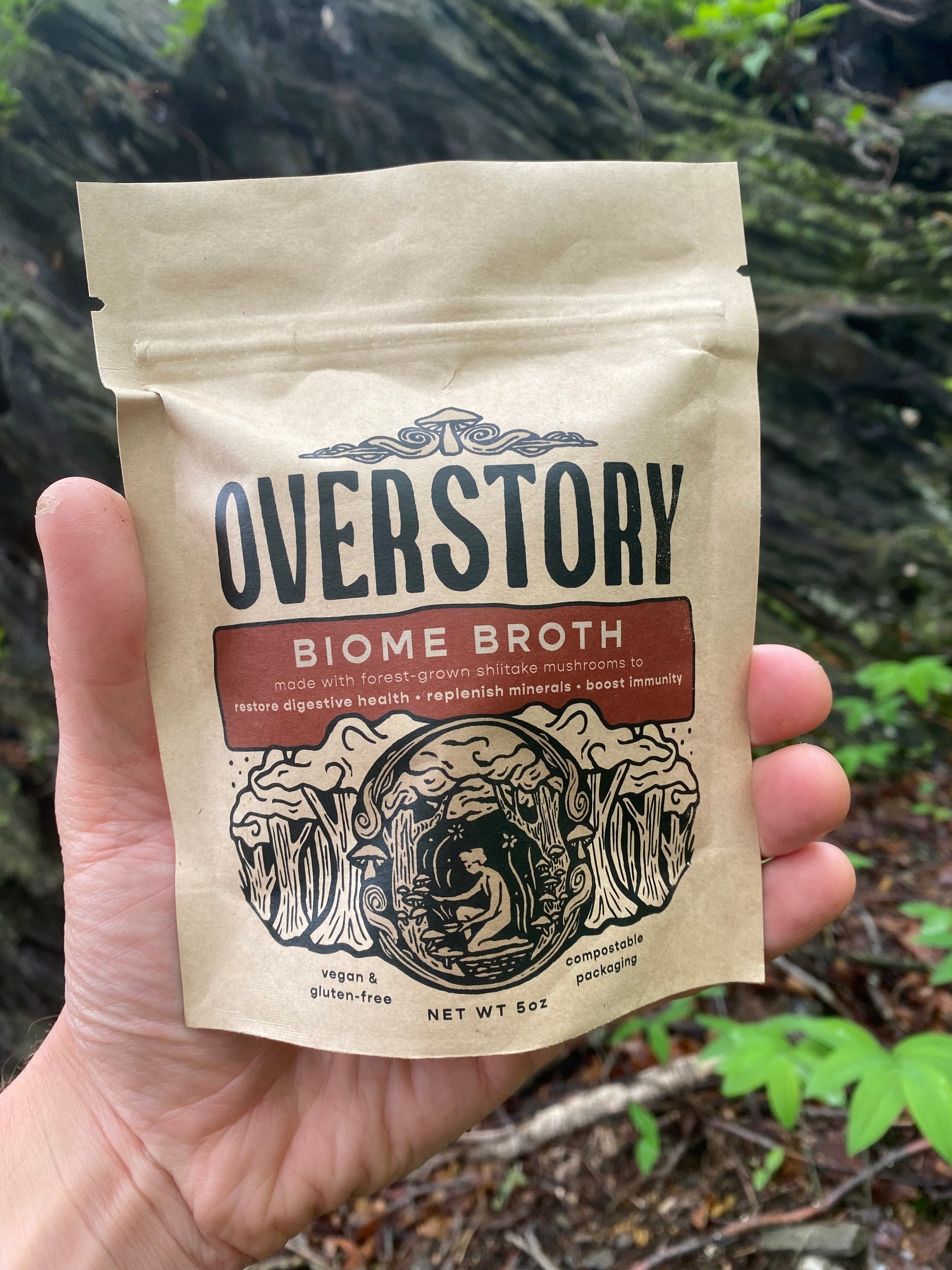 Functional mushroom broth with shiitake, astragalus & herbs. Supports gut health, immunity & digestion with mineral-rich prebiotic whole foods.