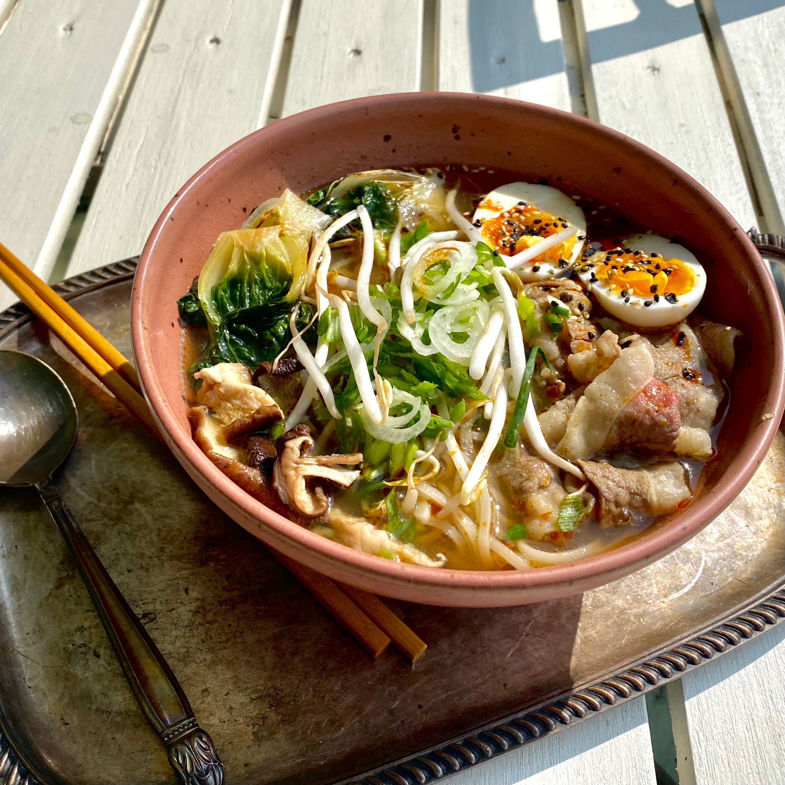 Functional mushroom broth with shiitake, astragalus & herbs. Supports gut health, immunity & digestion with mineral-rich prebiotic whole foods.